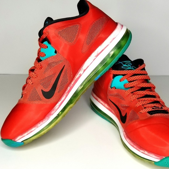 Nike - Picture 2 of 8